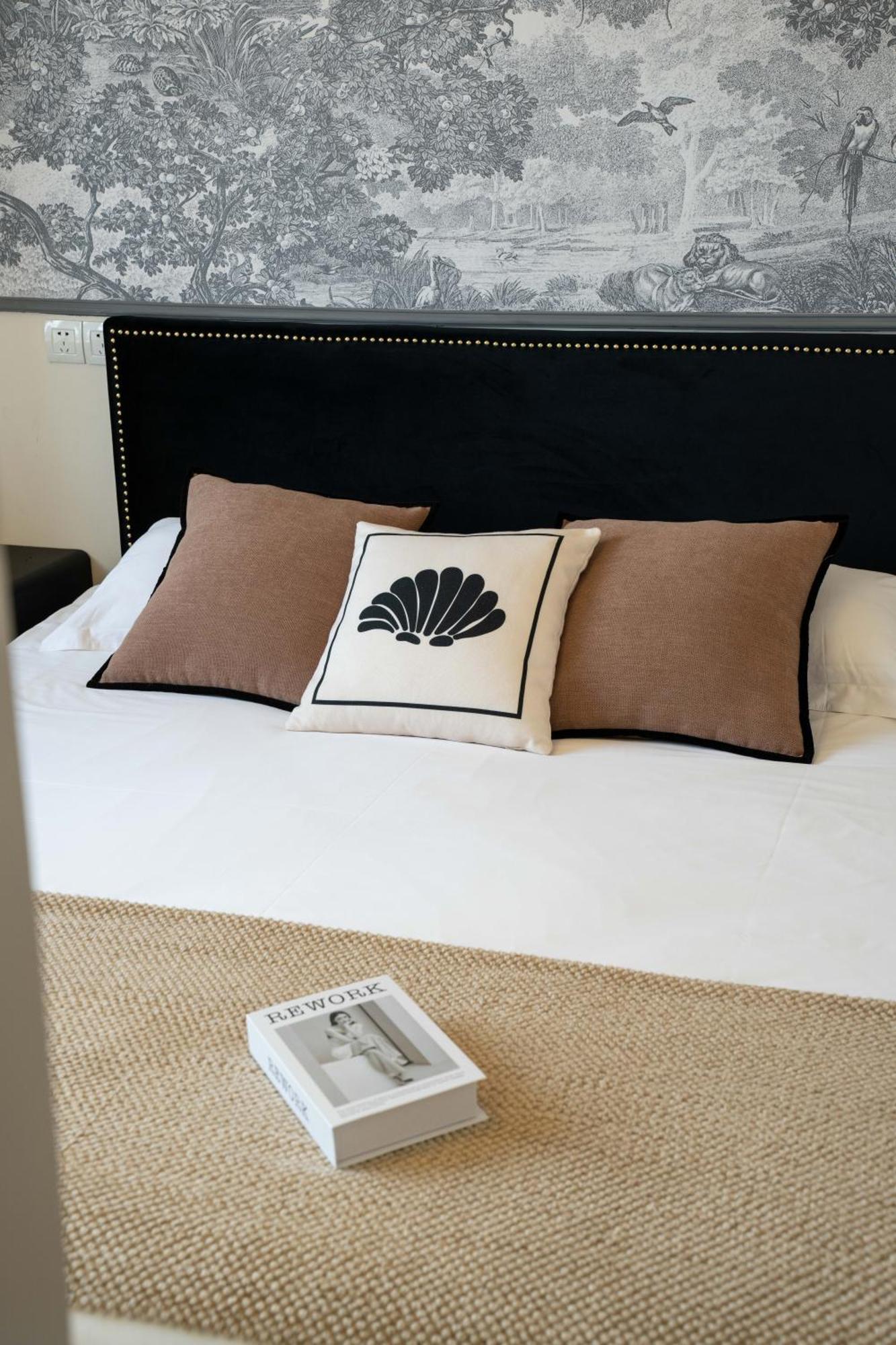 Molly - Walk To Yu Garden And The Bund 3bedrooms 1study 2 Bathrooms Elevator